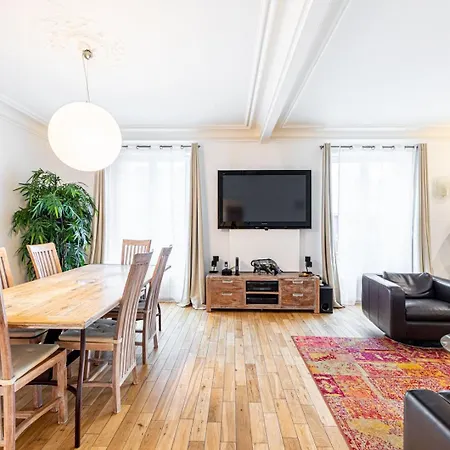 Guestready - Modern Delight Near Attractions Appartement Paris