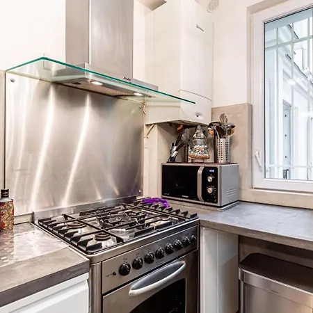 Guestready - Modern Delight Near Attractions Appartement
