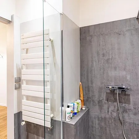 Guestready - Modern Delight Near Attractions Appartamento